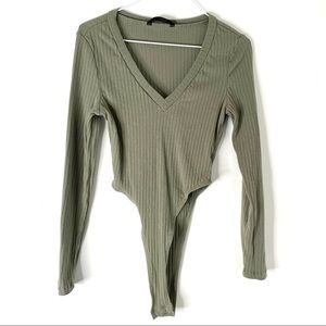SHEIN Sage Green Ribbed V Neck Bodysuit Stretch Snap Closure Slim Fit
